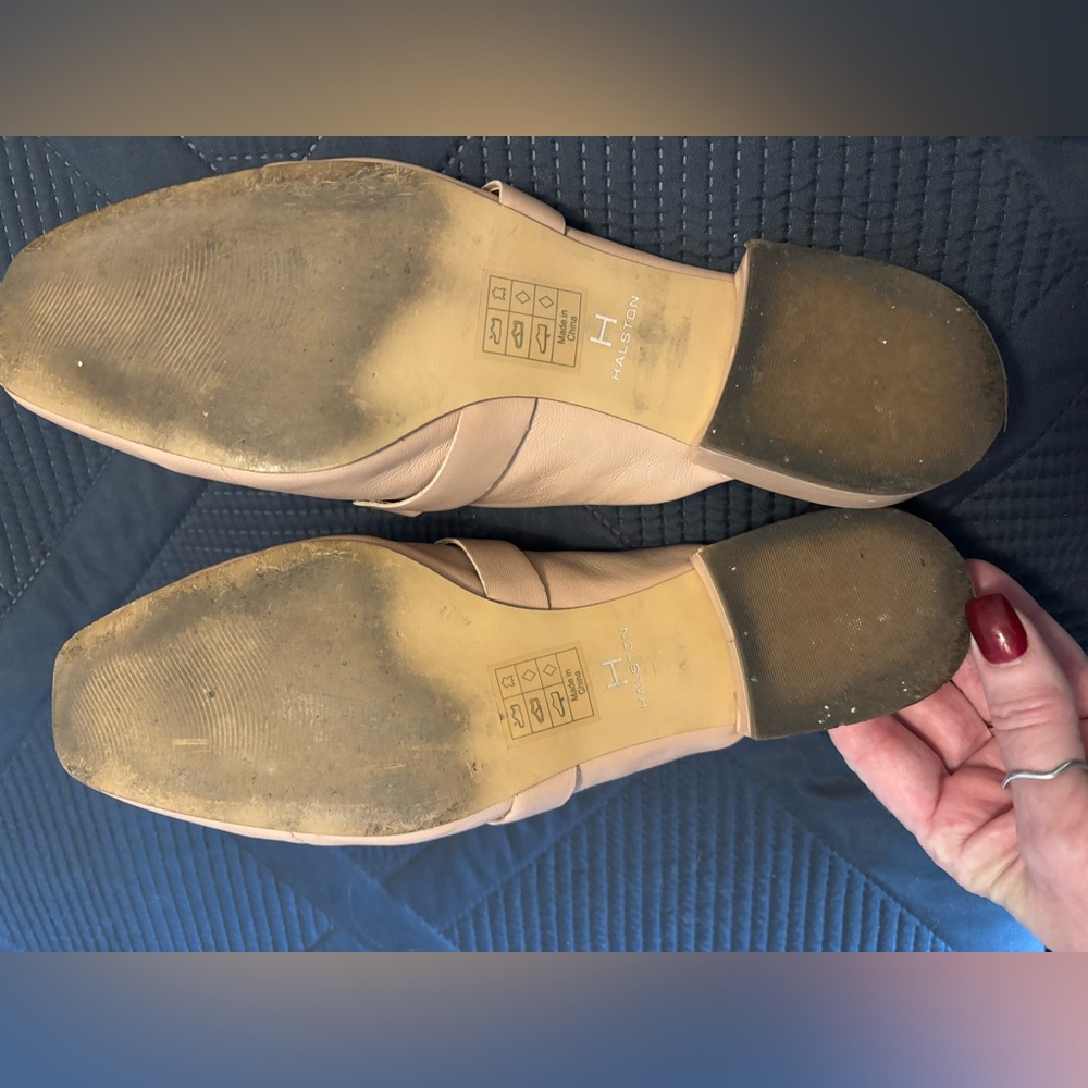 🙌Buy 2 items $10 Sale-Romina slip on mules silver accent- - Picture 3 of 8
